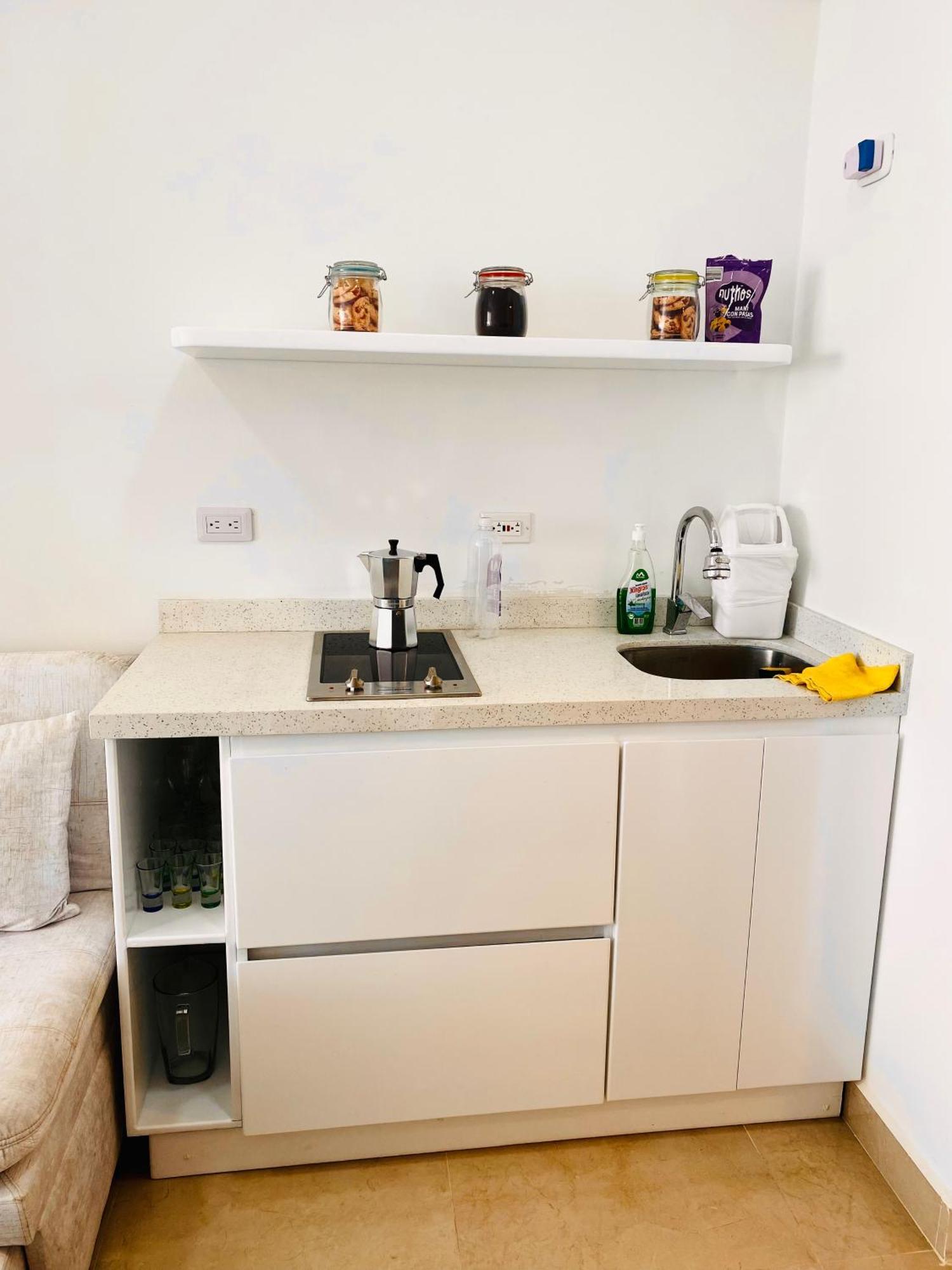 Apartasuite Cartagenabeach Crespo Картахена Экстерьер фото